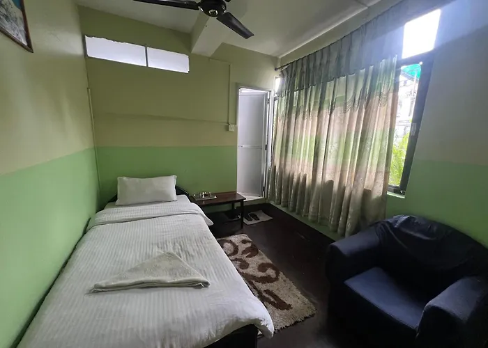 Hotel Metro Eco 2*