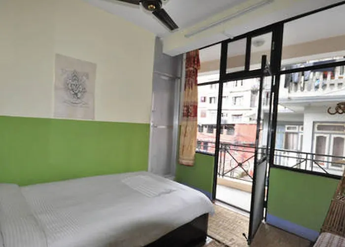 Hotel Metro Eco