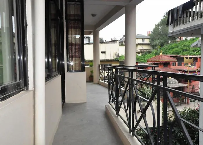 Hotel Metro Eco 2*
